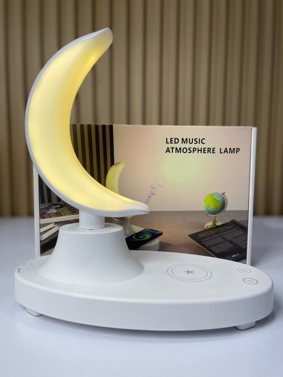 dfab7dce-78cb-459b-8abd-6d7ea58c0133-scaled-2.jpg Lampara Luna Con Magsafe - Image 1